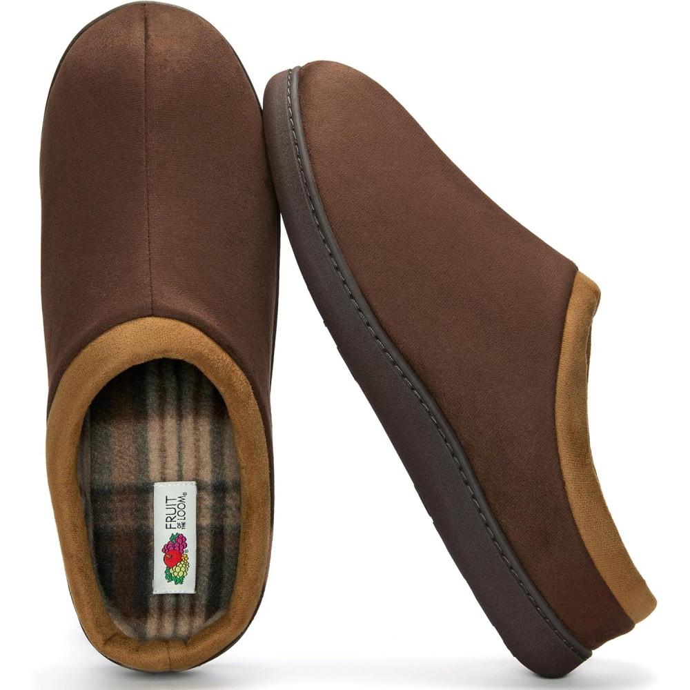 imageFruit of the Loom Mens Memory Foam Slippers Microsuede Clogs IndoorOutdoor Machine Washable Zapatillas CmodasBrown