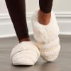 Fruit of the Loom Women’s Slipper, Zapatos Cómodos, Stripe Feather W/Fur Cuff Clog, Memory Foam(Ivory)